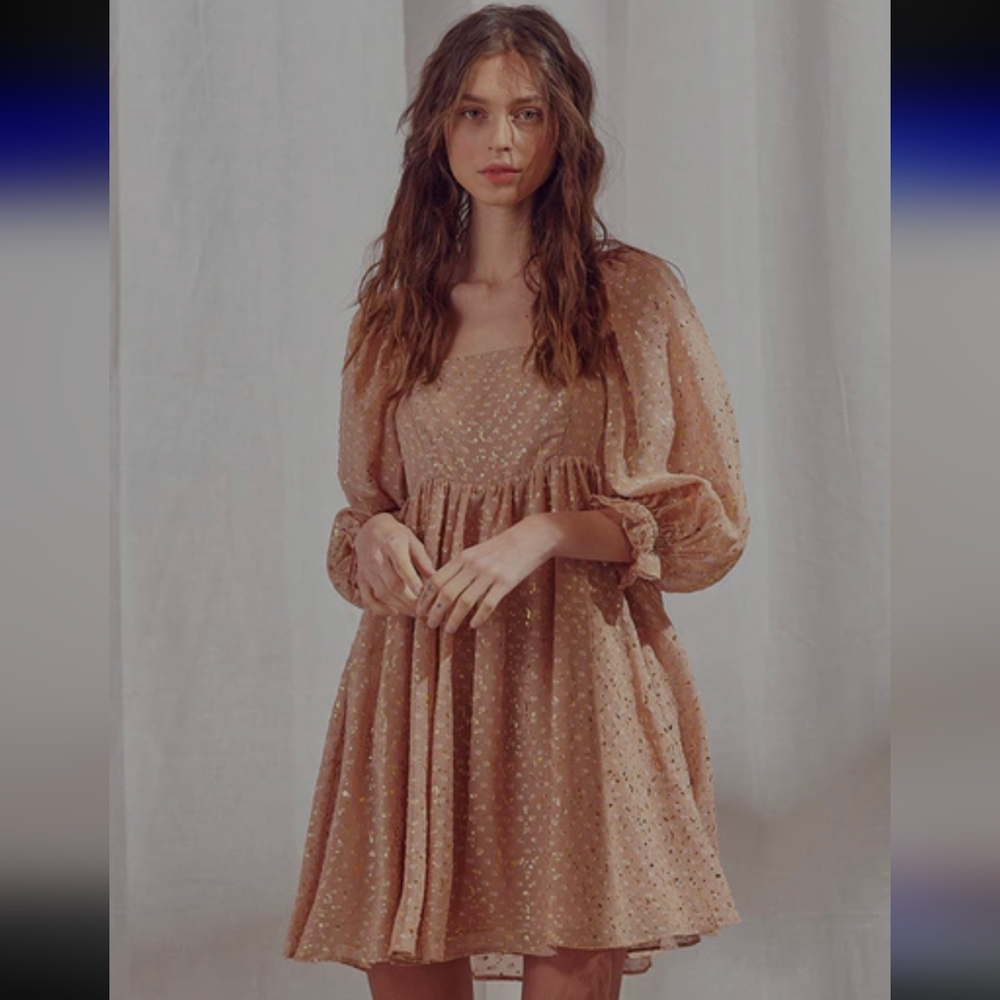 Storia Floral Long Sleeve Dress in Tan